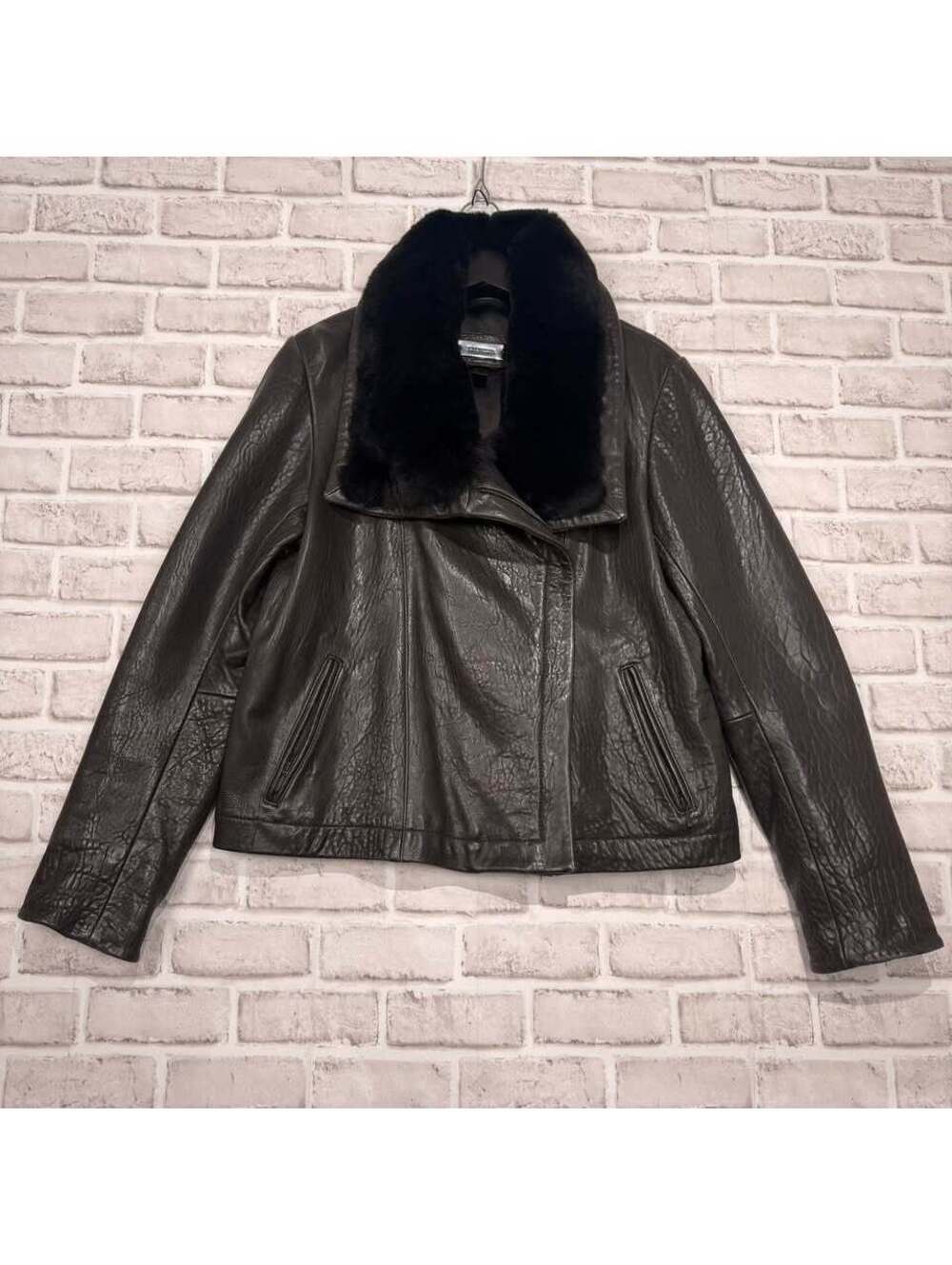 Danier Black Rabbit Fur Trimmed Leather Jacket Women's L